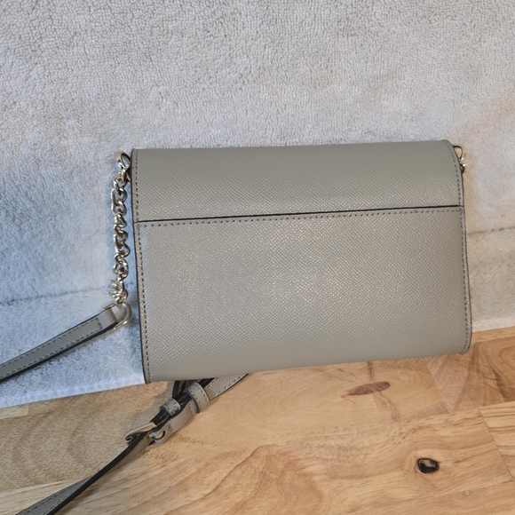 Michael Kors Grey Leather Envelope Flap Crossbody - Picture 3 of 7